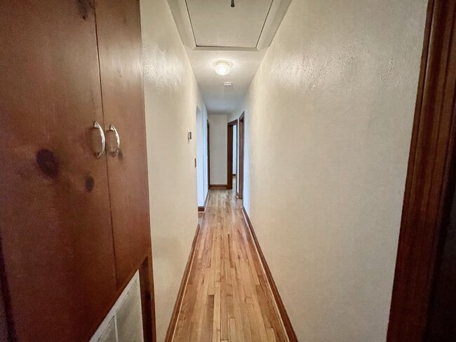 Building Photo - All Brick Ranch Home in Kempsville W/HUGE Yard - Sunroom - Detached 2-Car Garage PLUS Workshop & ...