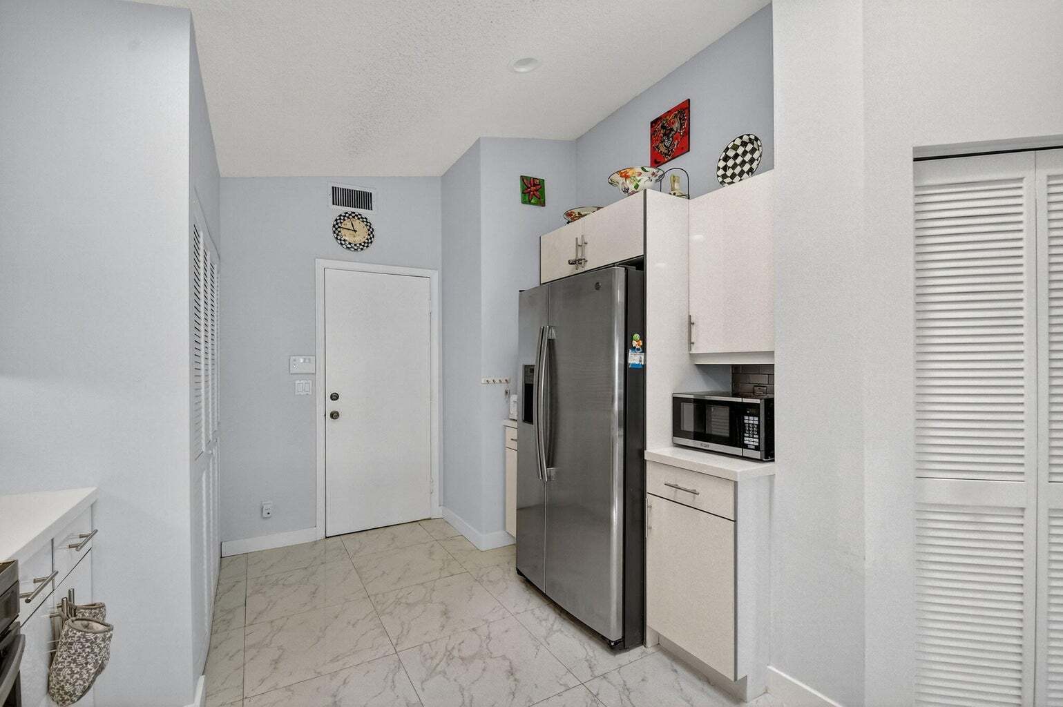 Building Photo - 9601 Harbour Lake Cir