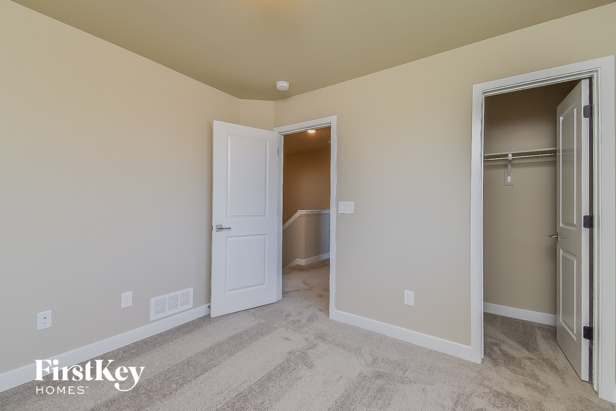 Building Photo - 6931 Akela Ln