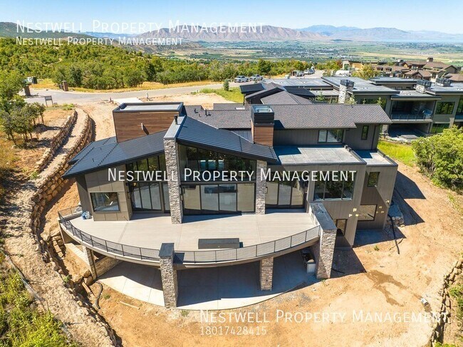 Building Photo - Brand New Luxury Home in Woodland Hills