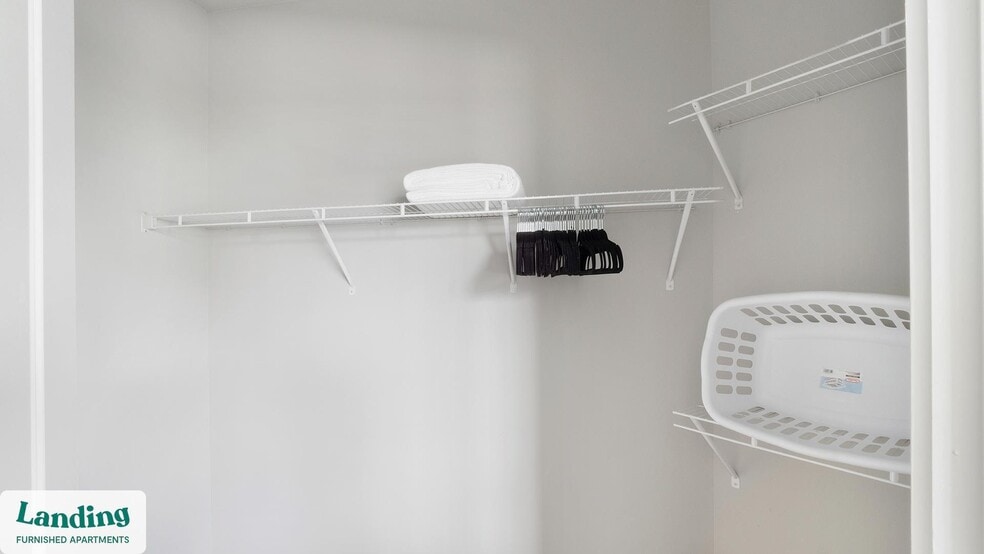 Building Photo - 115 Great Lawn Dr