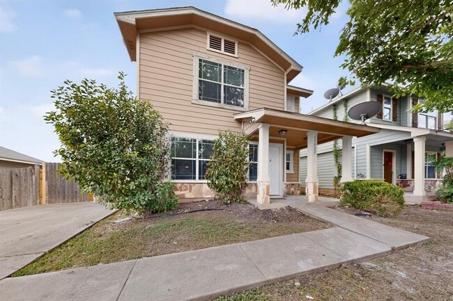 Building Photo - 13528 Briarcreek Loop