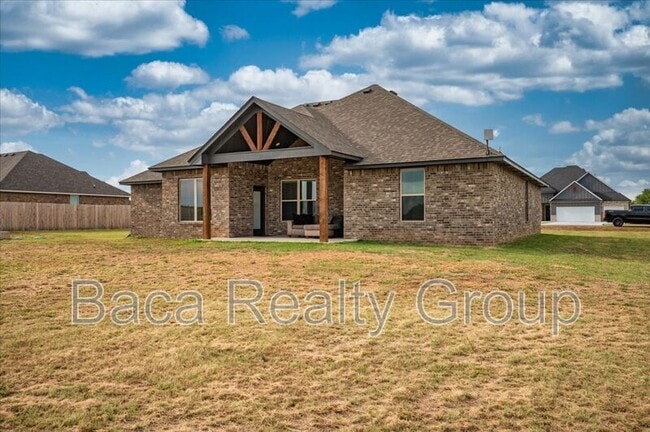 Building Photo - 24956 Norte Rd