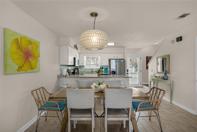 Building Photo - 340 Scenic Gulf Dr