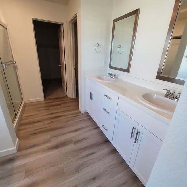 Building Photo - 2209 George Dr