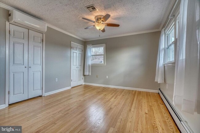 Building Photo - 1400 Mt Airy Rd