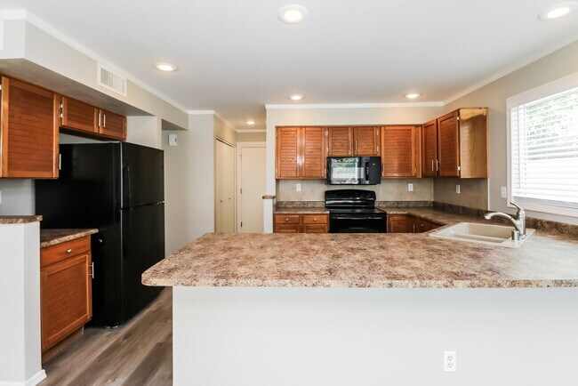 Building Photo - 5119 W Boston Way S
