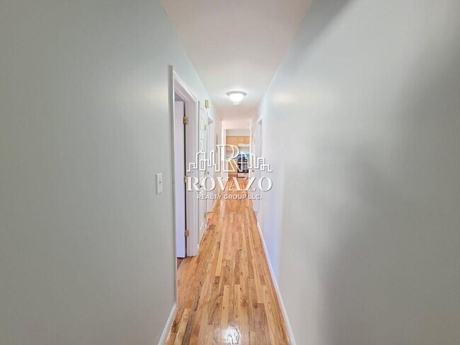 Building Photo - 921 Hunterdon St