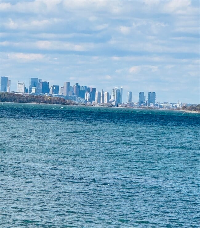 Building Photo - 1122 Nantasket Ave