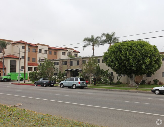 Building Photo - 10150 Sepulveda Blvd