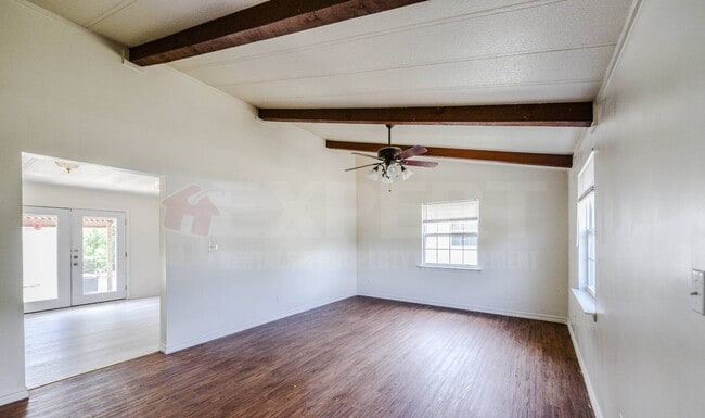 Building Photo - 1402 Elyse Dr
