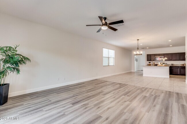 Building Photo - 4750 E Chromium Rd