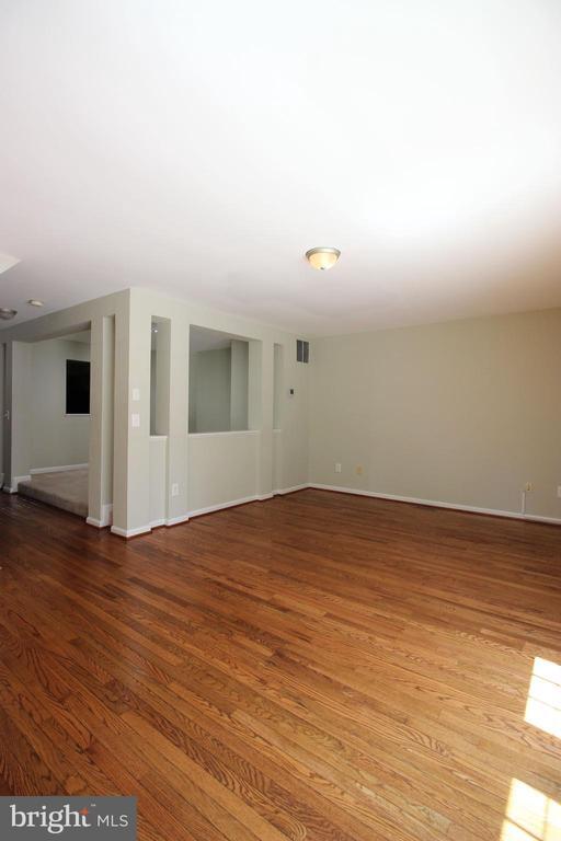 Building Photo - 12058 Edgemere Cir