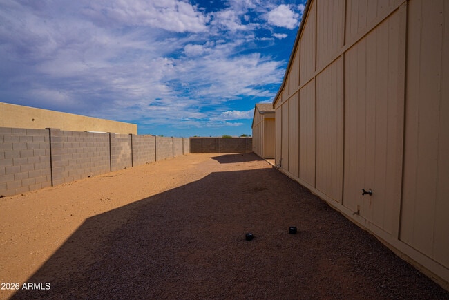 Building Photo - 15108 S Moon Valley Rd