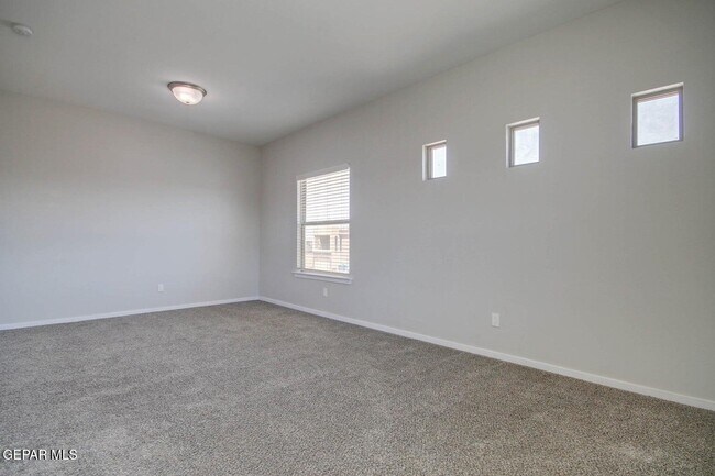 Building Photo - 916 Mormon Tea Dr