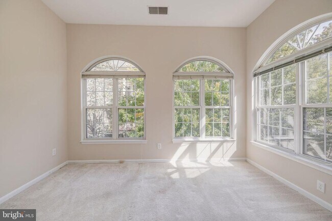 Building Photo - 7707 Haynes Point Way