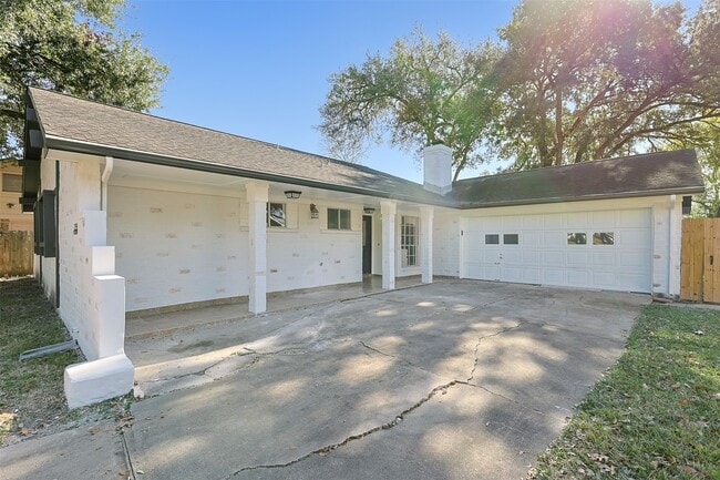 Building Photo - 12939 Westhorpe Dr