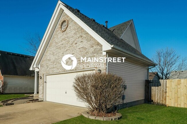 Building Photo - 3 Bedroom Pet-Friendly Home in LOUISVILLE, KY with Main Street Renewal