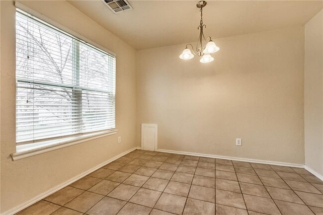 Building Photo - 3745 NW 33rd St