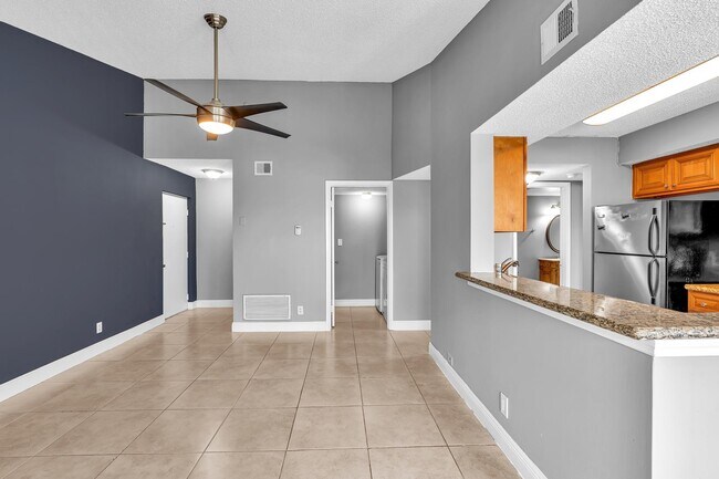 Building Photo - 5740 Rock Island Rd
