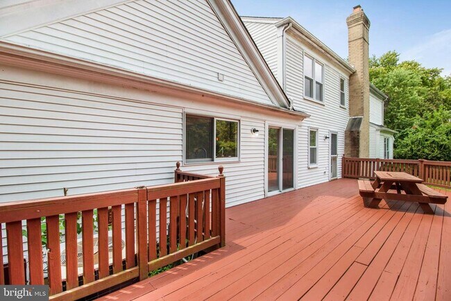 Building Photo - 13920 Wagon Way