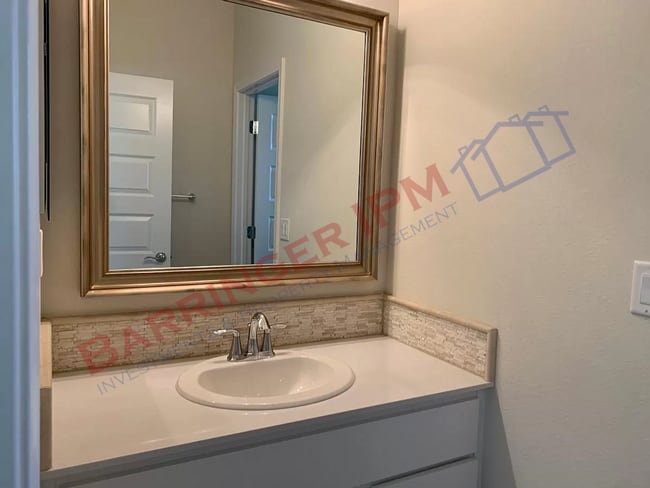 Building Photo - House is occupied *DO NOT DISTURB TENANTS* Call office with any questions