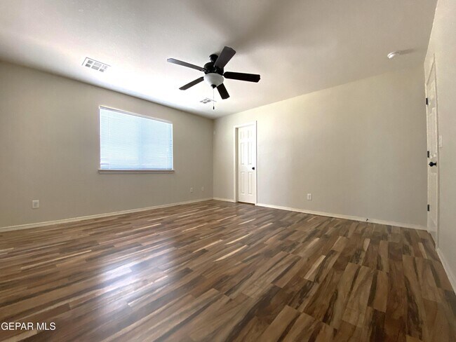 Building Photo - 12704 Destiny Ave