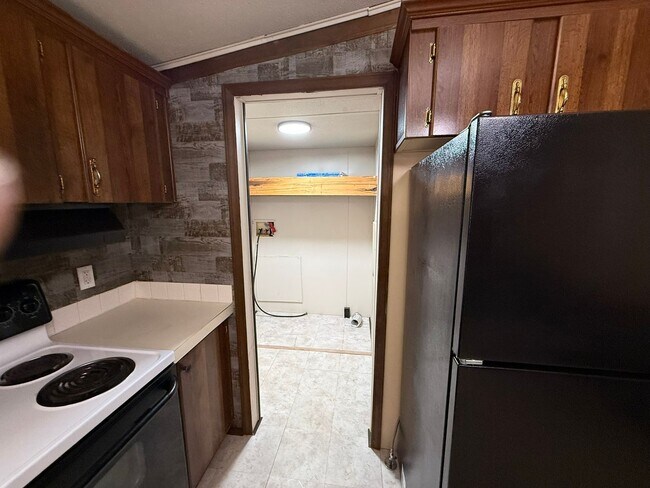 Building Photo - 14383 Yuma Rd