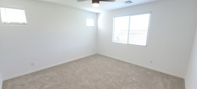 Building Photo - 13573 W Shifting Sands Dr