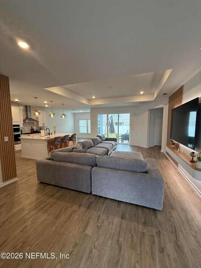 Building Photo - 2105 Featheredge Wy