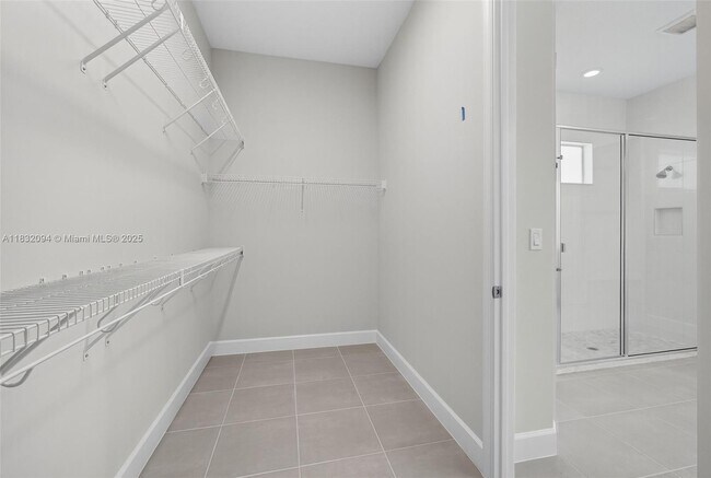 Building Photo - 13674 Spruce Pne Dr