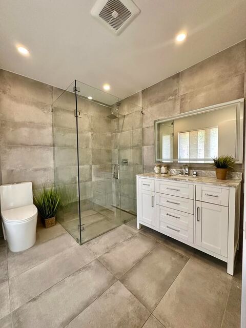 Building Photo - 22670 Vistawood Way