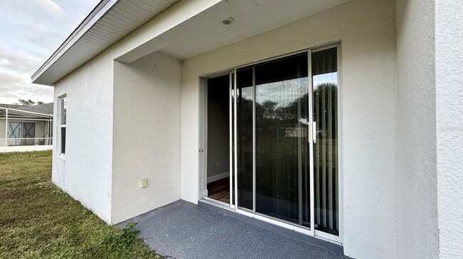 Building Photo - 710 Leopard Ct