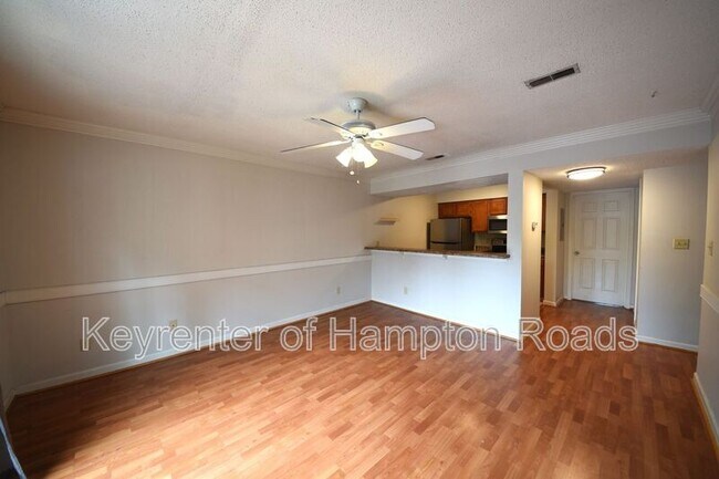 Building Photo - 20 Academy Ln