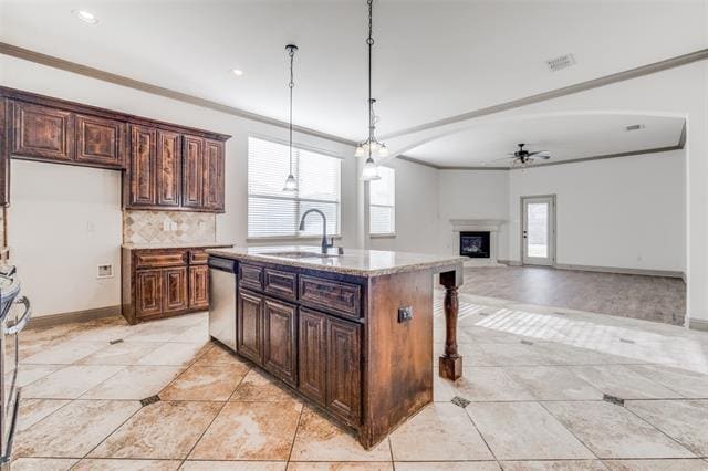 Building Photo - 3005 Guadalupe Dr