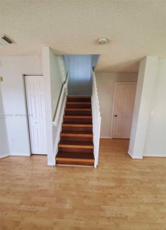 Building Photo - 7464 SW 164th Ct