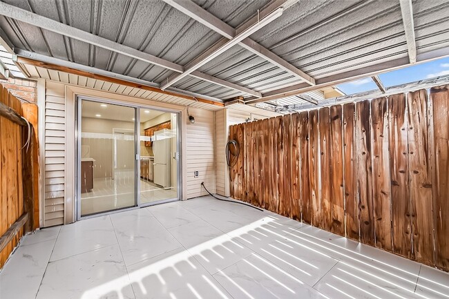 Building Photo - 6649 De Moss Dr