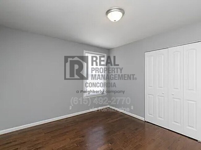 Building Photo - 302 Neill Ave