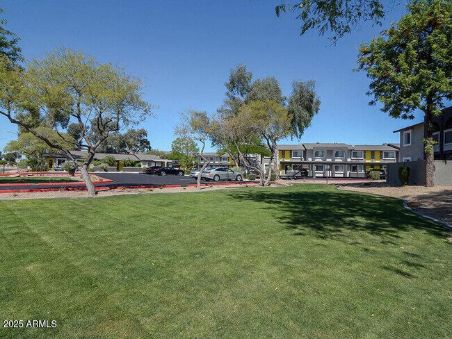 Building Photo - 17805 N 40th St