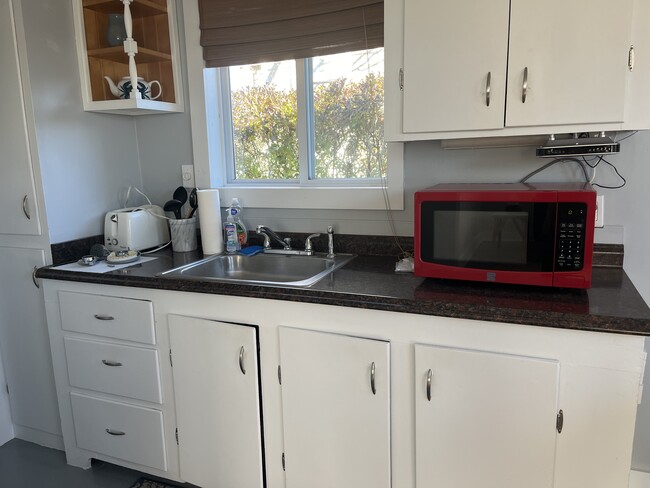 Building Photo - 35 Arlington St