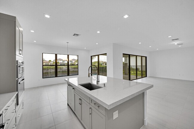 Building Photo - 10040 Stockrun Dr