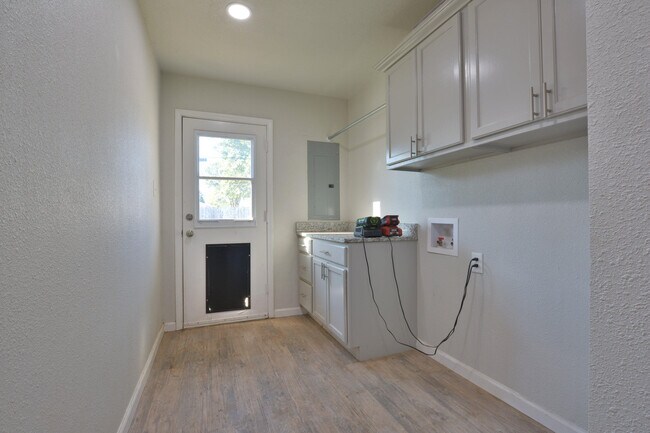 Building Photo - 5227 15th St