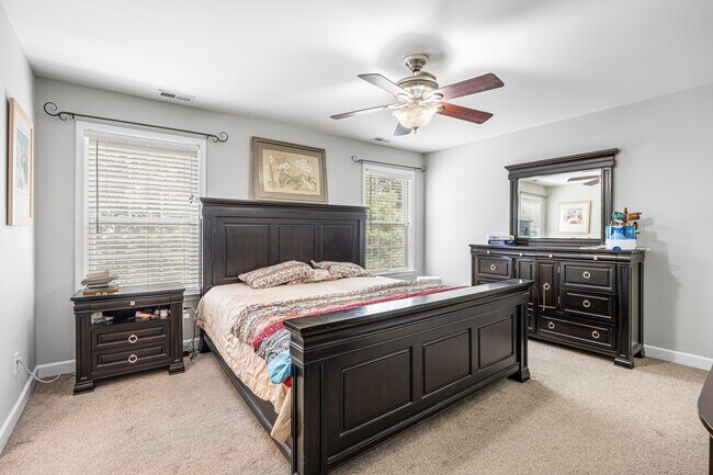 Building Photo - 1903 Dundalk Rd