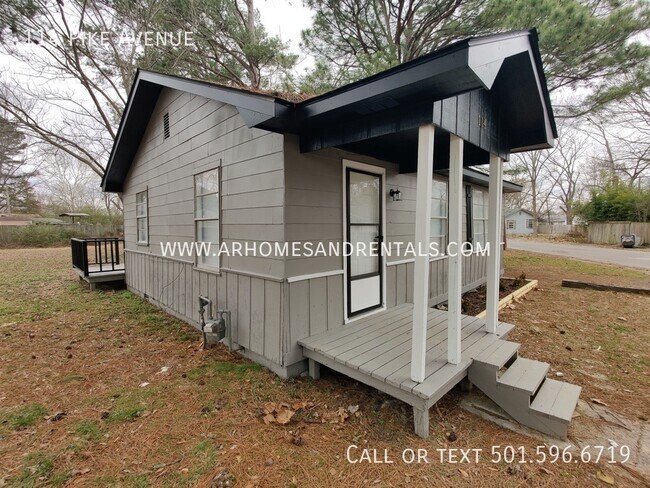 Building Photo - 114 Pike Ave