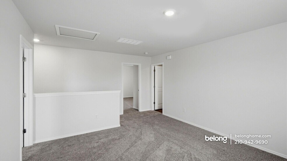 Building Photo - 15619 Garam Trl