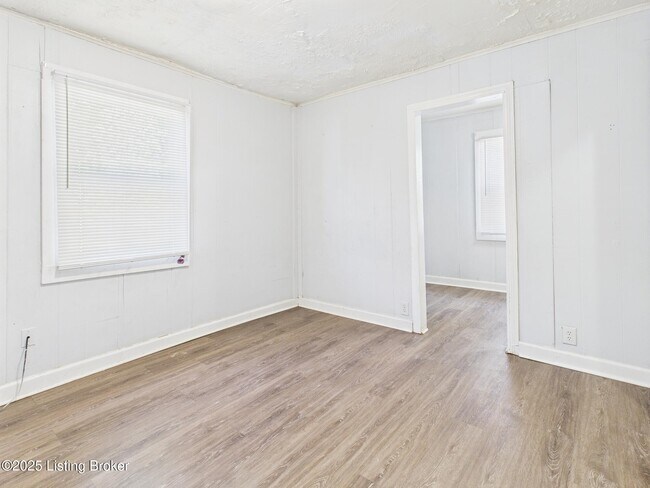 Building Photo - 2019 Hamburg Pike