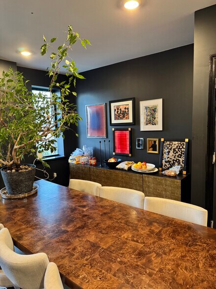 Building Photo - 515 Mosher St