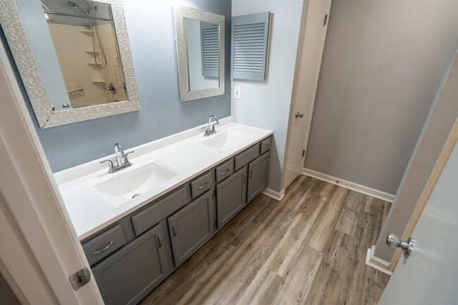 Building Photo - 1764 Folkstone Rd