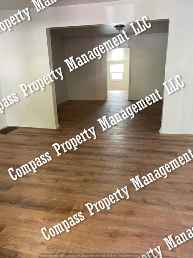 Building Photo - $1645 - 4 Bed, 2 Bath Home - Parkesburg