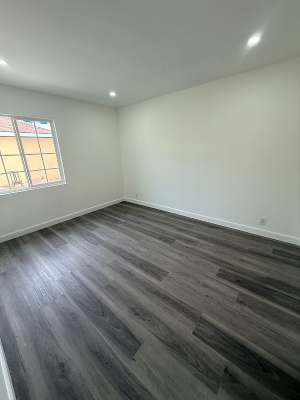 Building Photo - 9136 Clancey Ave